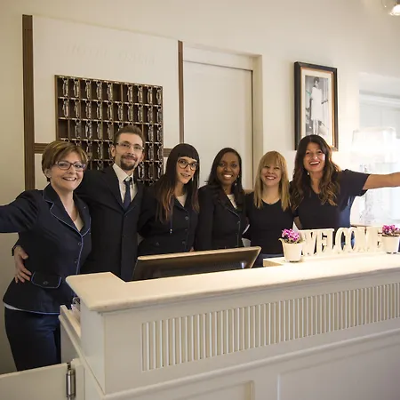 Italia Hotel 3*