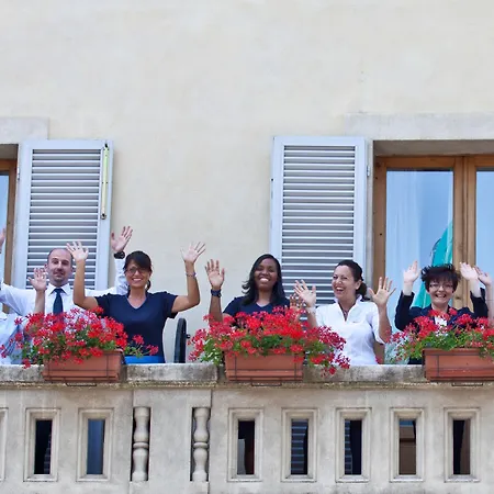 Ξενοδοχείο Italia 3*