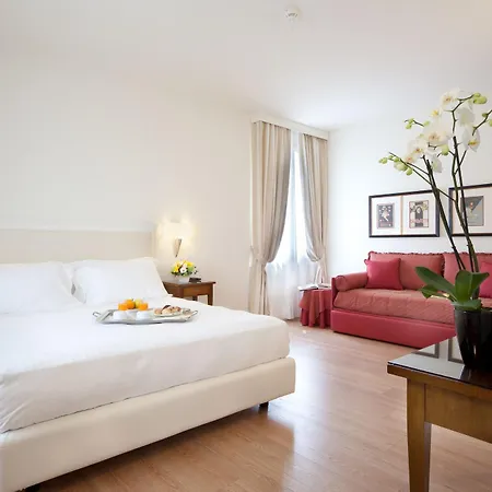 Italia Hotell